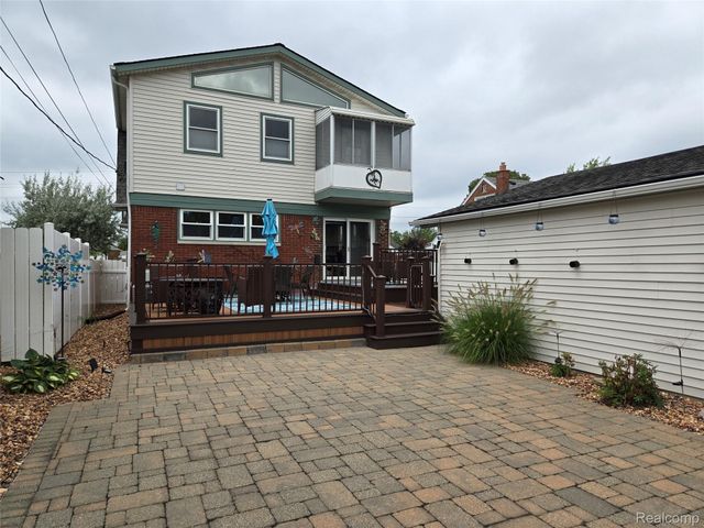 1503 12th Street, Wyandotte, MI 48192