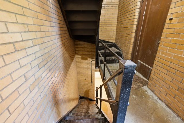 2324 Park Avenue, Cincinnati, OH 45206