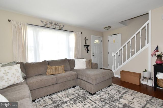 2465 SYLVAN AVE, Hamilton, NJ 08610