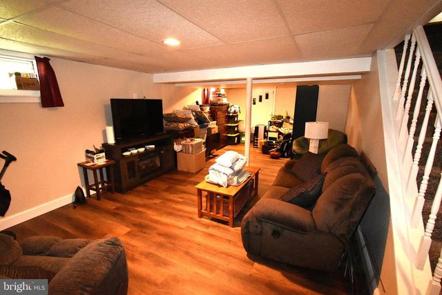 2465 SYLVAN AVE, Hamilton, NJ 08610