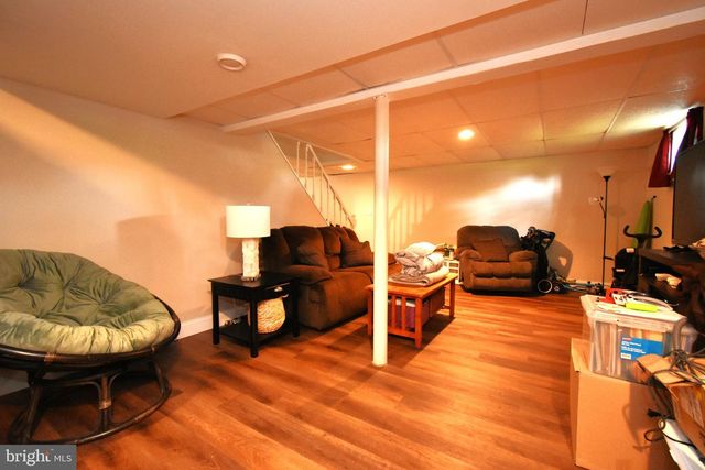 2465 SYLVAN AVE, Hamilton, NJ 08610