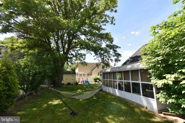 2465 SYLVAN AVE, Hamilton, NJ 08610