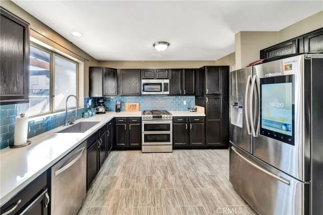 44241 Tahoe Way, Lancaster, CA 93536