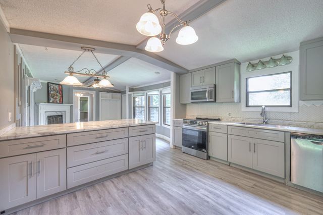 915 Hearthstone Ct, Smyrna, TN 37167