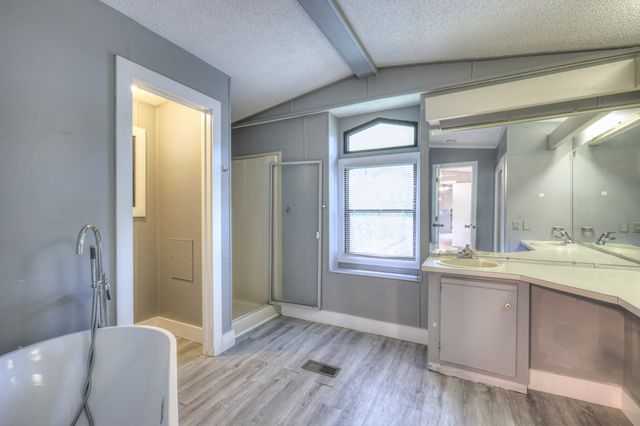 915 Hearthstone Ct, Smyrna, TN 37167