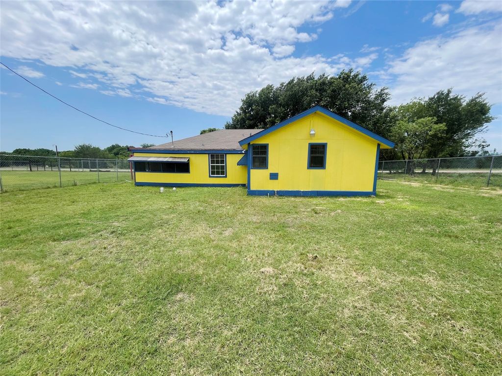 4602 Milburn Road, Cresson, TX 76035 — photo 4