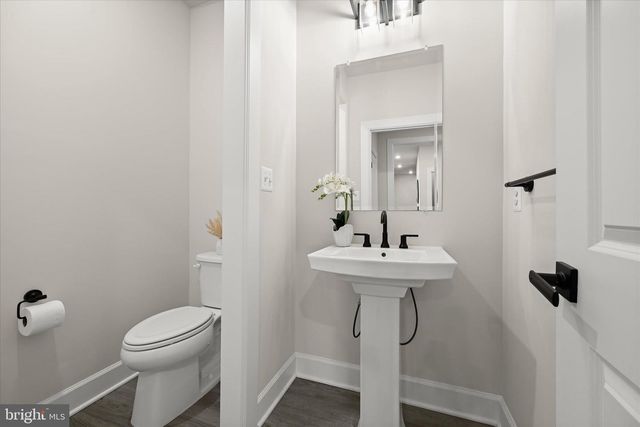 7691 CROSS CREEK DR, Columbia, MD 21044