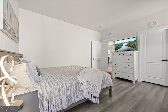 7691 CROSS CREEK DR, Columbia, MD 21044
