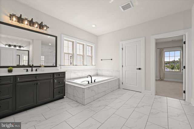 7691 CROSS CREEK DR, Columbia, MD 21044