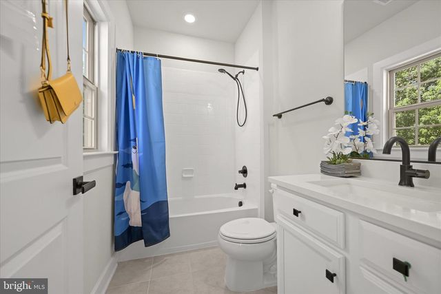 7691 CROSS CREEK DR, Columbia, MD 21044