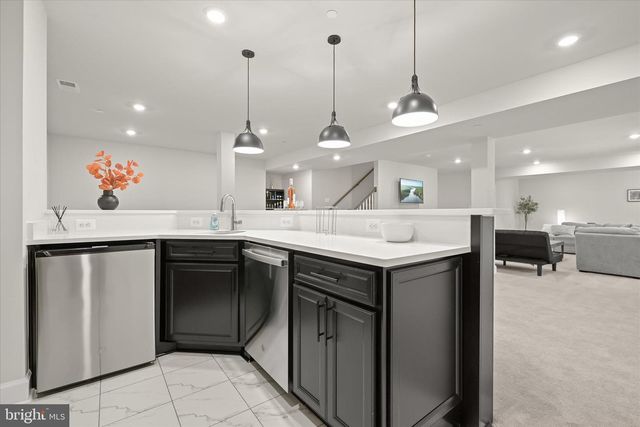 7691 CROSS CREEK DR, Columbia, MD 21044