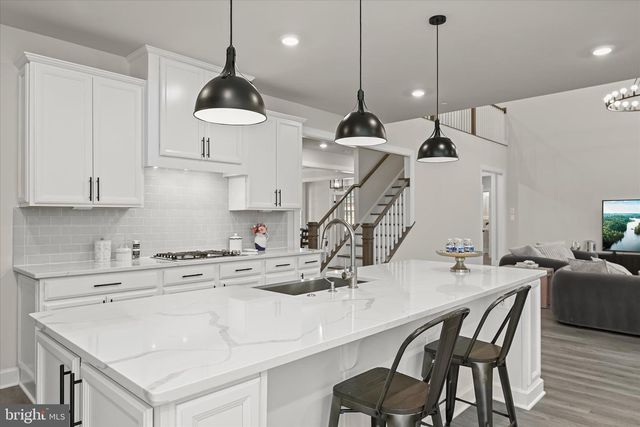 7691 CROSS CREEK DR, Columbia, MD 21044