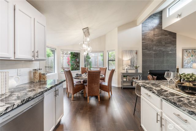 4515 SW 327th Street, Federal Way, WA 98023