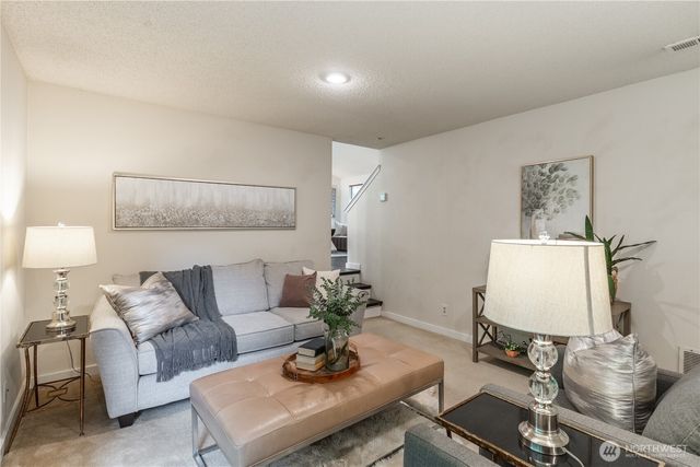4515 SW 327th Street, Federal Way, WA 98023