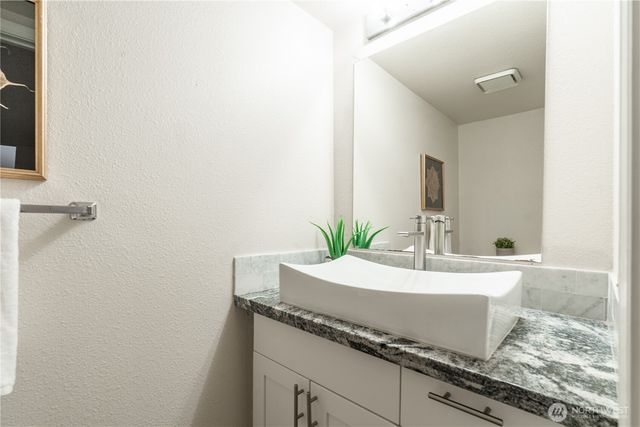 4515 SW 327th Street, Federal Way, WA 98023