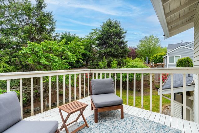 4515 SW 327th Street, Federal Way, WA 98023