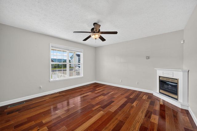 98 Chestnut Ridge Road, Ringgold, GA 30736