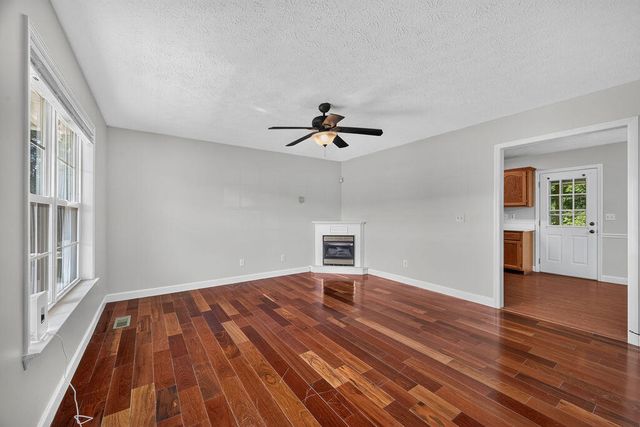 98 Chestnut Ridge Road, Ringgold, GA 30736