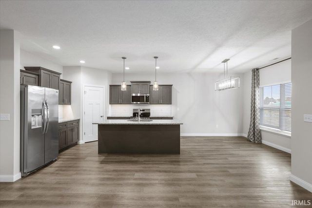 4091 Amesbury Drive, West Lafayette, IN 47906