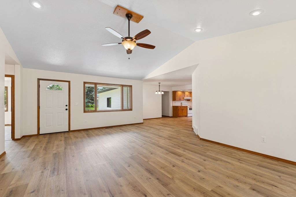 Image 11 of property listing at 145 W Nicklaus Avenue, Kalispell, MT 59901