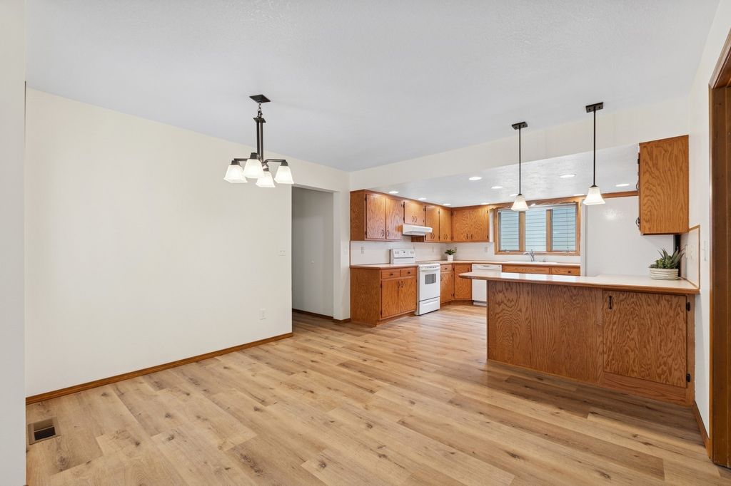 Image 12 of property listing at 145 W Nicklaus Avenue, Kalispell, MT 59901