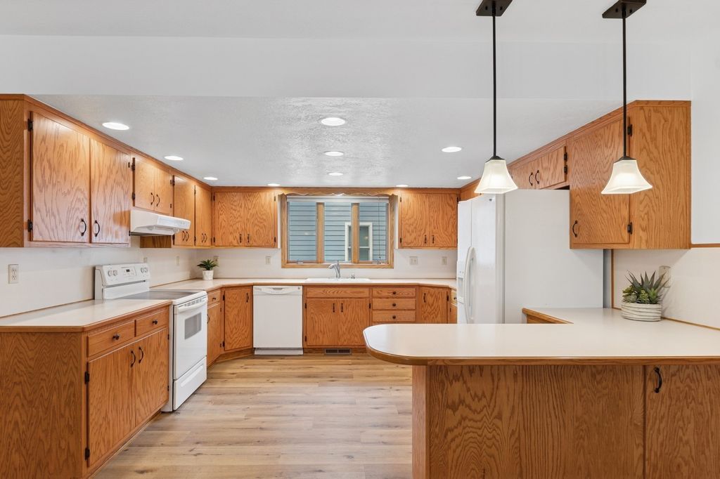 Image 13 of property listing at 145 W Nicklaus Avenue, Kalispell, MT 59901