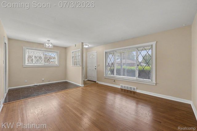 29462 Hanover Boulevard, Westland, MI 48186