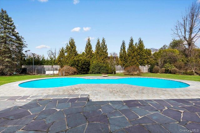 80 Dorset Road, Scarsdale, NY 10583