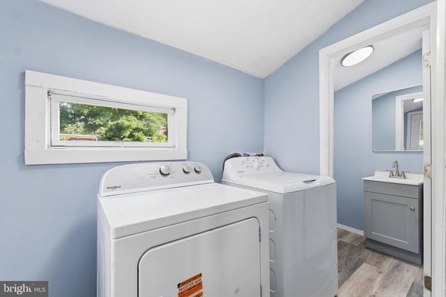 110 MIDDLE AVE, Millville, NJ 08332