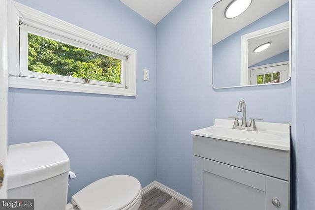 110 MIDDLE AVE, Millville, NJ 08332