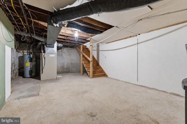 110 MIDDLE AVE, Millville, NJ 08332