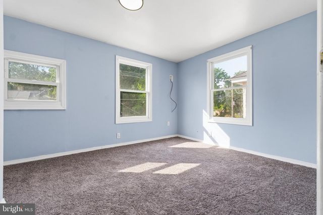 110 MIDDLE AVE, Millville, NJ 08332