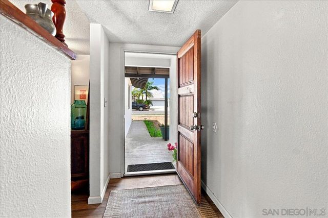1325 5th St, Imperial Beach, CA 91932