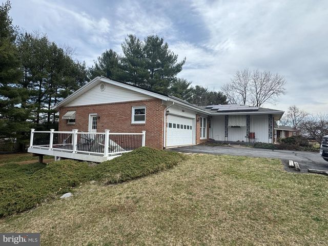 18514 INDIAN COTTAGE RD, Hagerstown, MD 21742