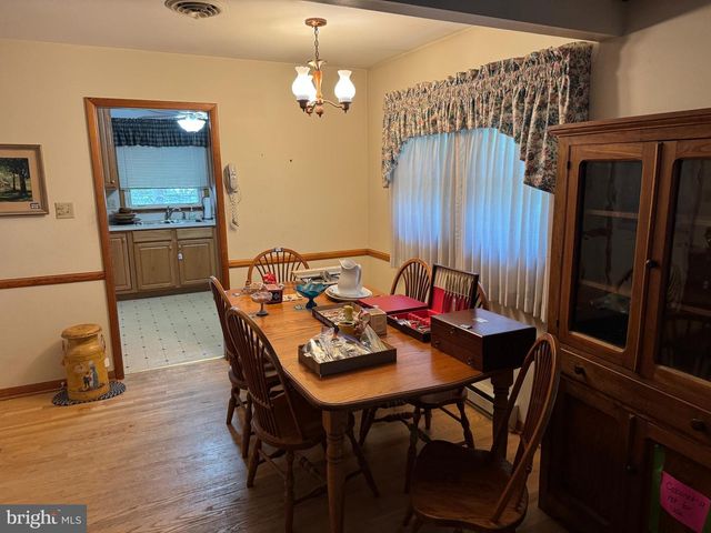 18514 INDIAN COTTAGE RD, Hagerstown, MD 21742