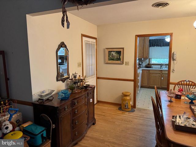 18514 INDIAN COTTAGE RD, Hagerstown, MD 21742