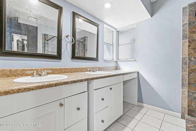 907 Gatewood Court NE, Palm Bay, FL 32905