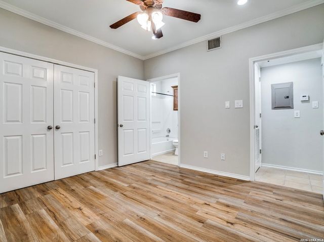 4923 Ali Ave Apt 4, San Antonio, TX 78229