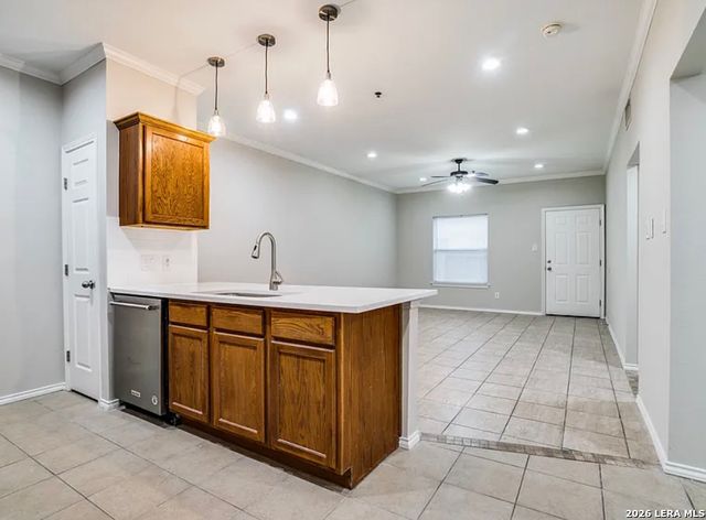 4923 Ali Ave Apt 4, San Antonio, TX 78229