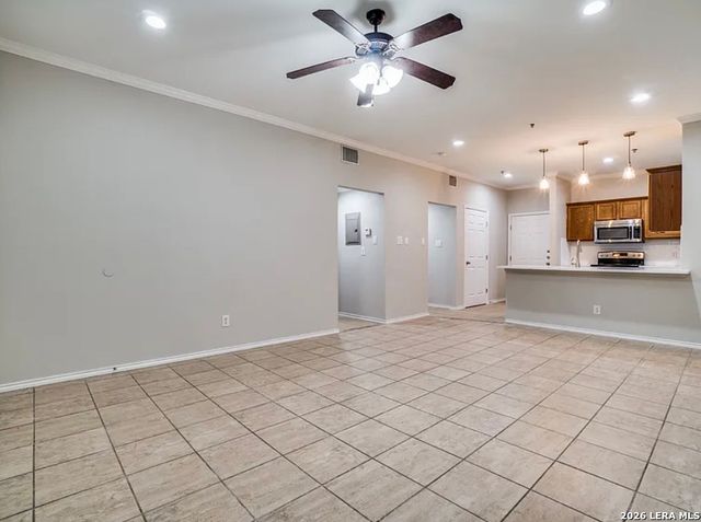 4923 Ali Ave Apt 4, San Antonio, TX 78229