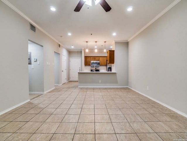 4923 Ali Ave Apt 4, San Antonio, TX 78229