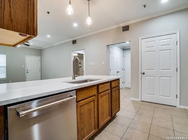 4923 Ali Ave Apt 4, San Antonio, TX 78229