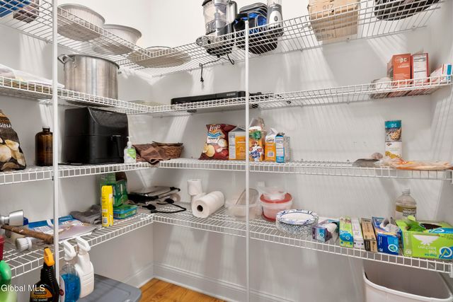 245 N Alandale Avenue, Niskayuna, NY 12304