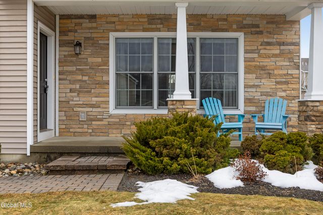 245 N Alandale Avenue, Niskayuna, NY 12304