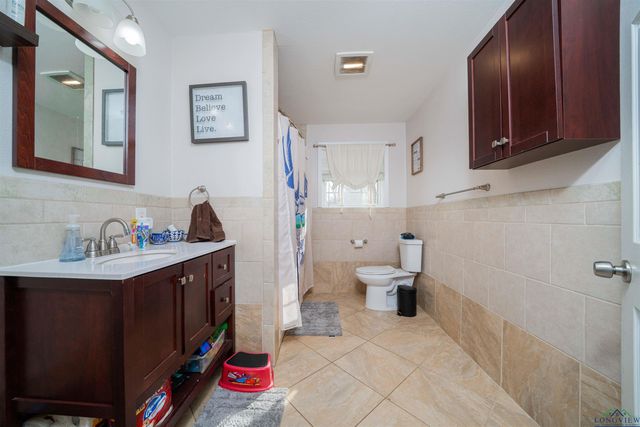 1312 Andrews St, Kilgore, TX 75662