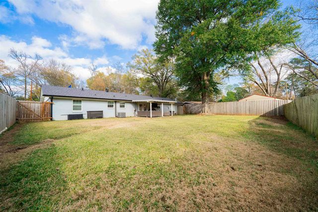 1312 Andrews St, Kilgore, TX 75662