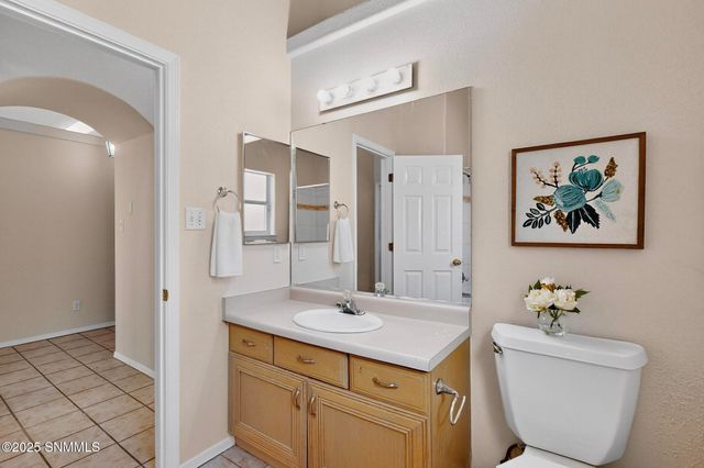 1529 Pebble Beach Road, Las Cruces, NM 88011