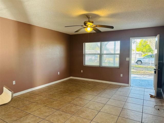 2107 VINCENT ROAD, Orlando, FL 32817