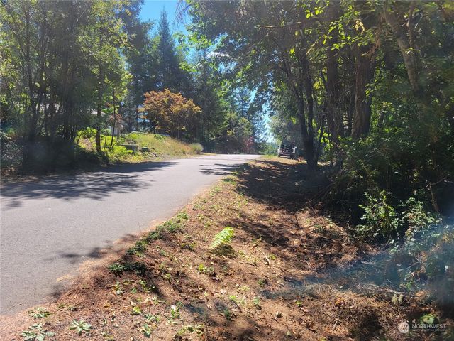 900 930 E Wilson Way, Grapeview, WA 98546