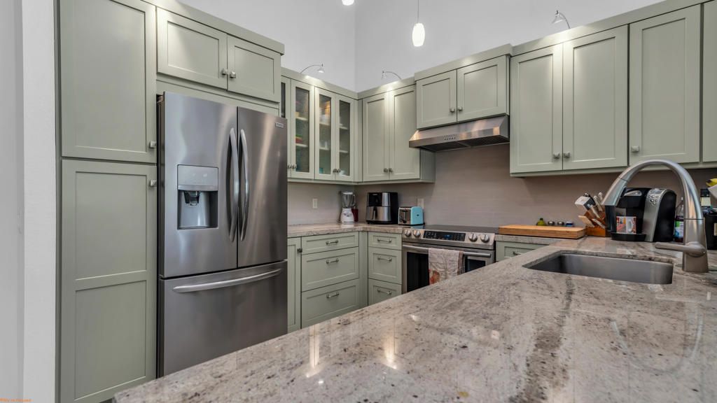 Image 1 of property listing at 77673 Woodhaven Drive S, Palm Desert, CA 92211